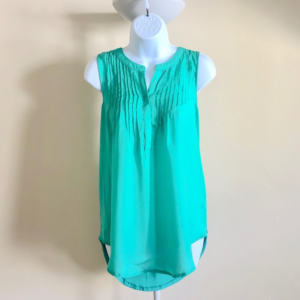 2/$18 - Sleeveless Blouse